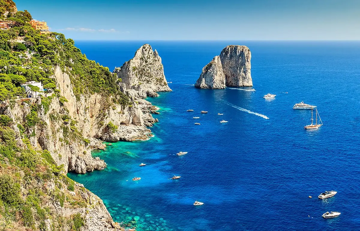 Capri, Faraglioni cliffs